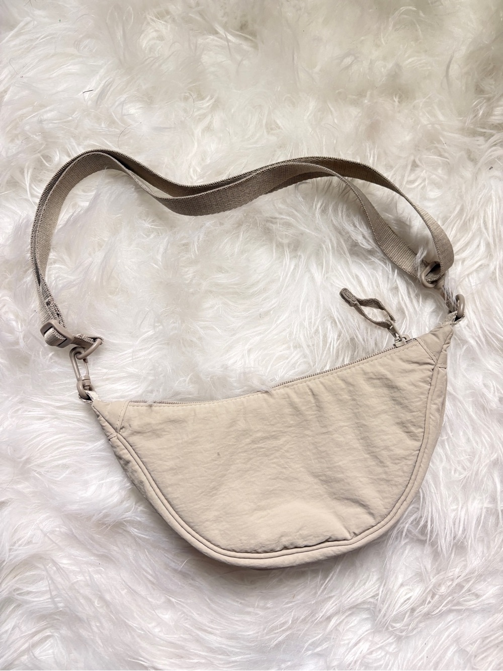 Uniqlo Round Mini Shoulder Bag - 32 Beige